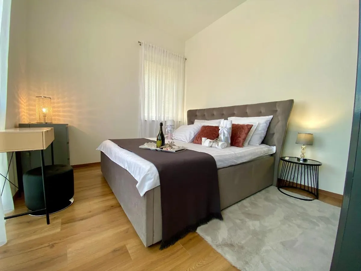 PUY Apartman Sogni D'Oro 아파트