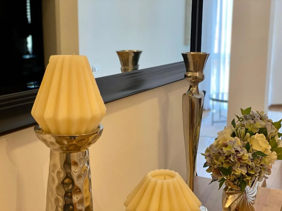 PUY Apartman Sogni D'Oro 아파트